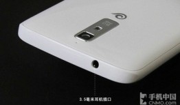 华为(华为)A199 Ascend G710／电信版手机侧面细节评测华为a199手机参数「华为(华为)A199 Ascend G710／电信版手机侧面细节评测」