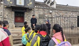 肥东县虎山路小学与八斗学校携手开展文学采风活动