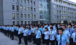 江苏宿迁八维职业教育：编织网络直播未来，启航职业新篇章